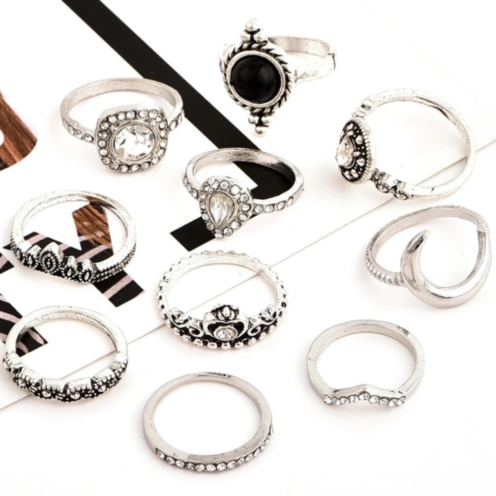 🎯 3/$20 10 Piece set Boho Retro Silver Ring Set - Picture 4 of 6